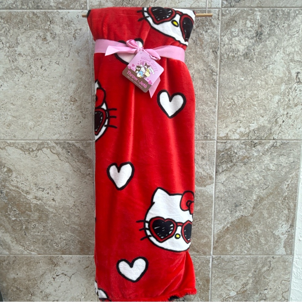New Hello Kitty Blanket Red Sunglasses Valentines White Heart 60x70"